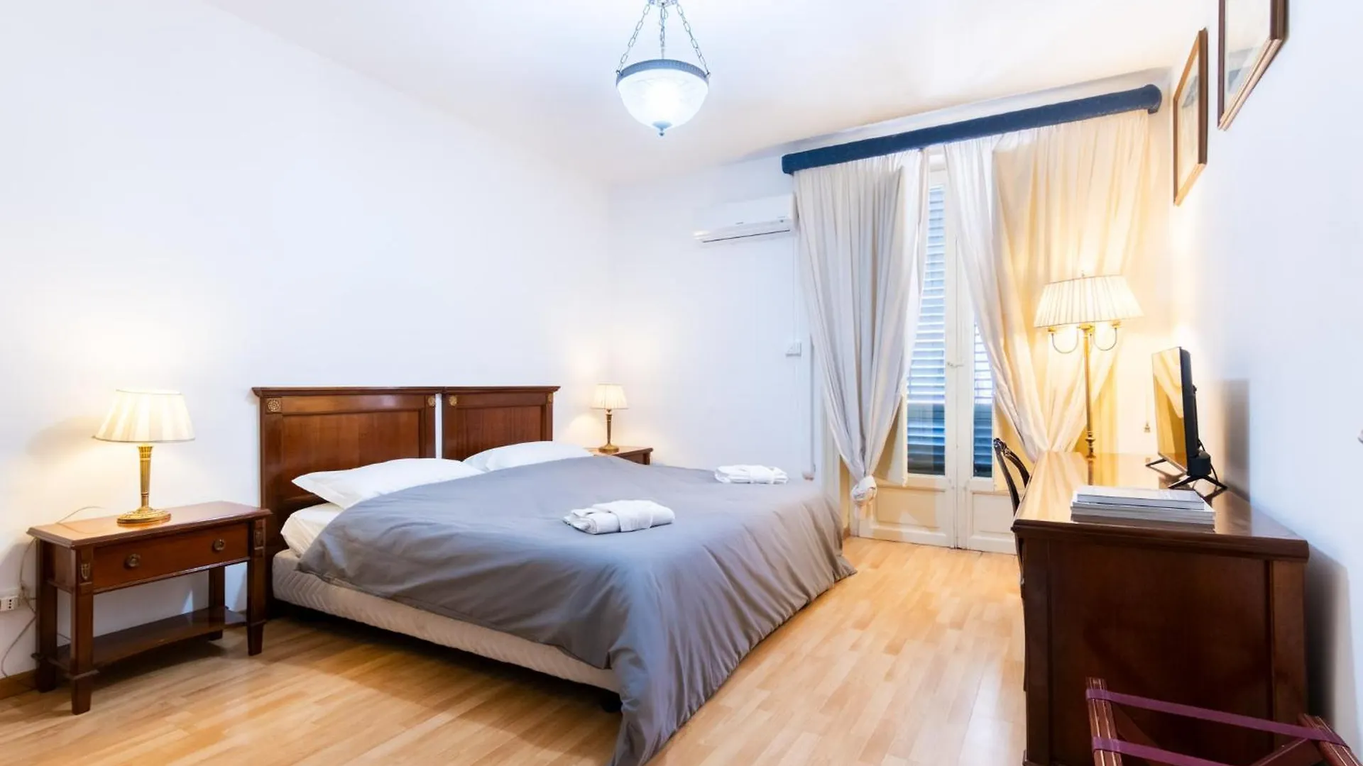 Appartement La Dimora Del Conte, Immersa Nel Verde In Centro Citta Palerme